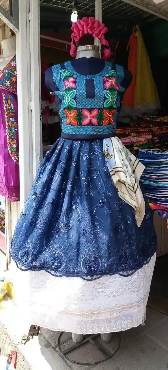 Huipiles bordados zapotecos de Juchitán de Zaragoza Oaxaca artesanía